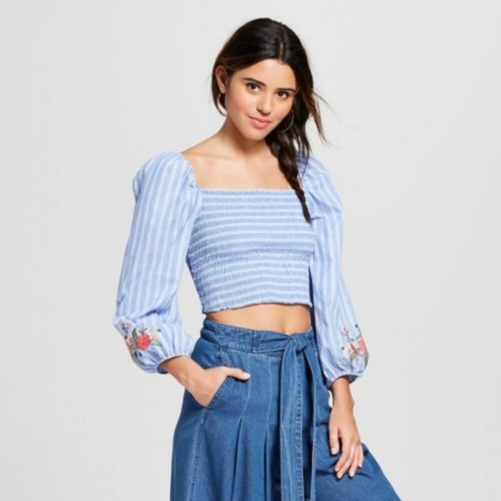 Xhilaration Blue & white Striped Embroidered Smocked Crop Top Sz.XL